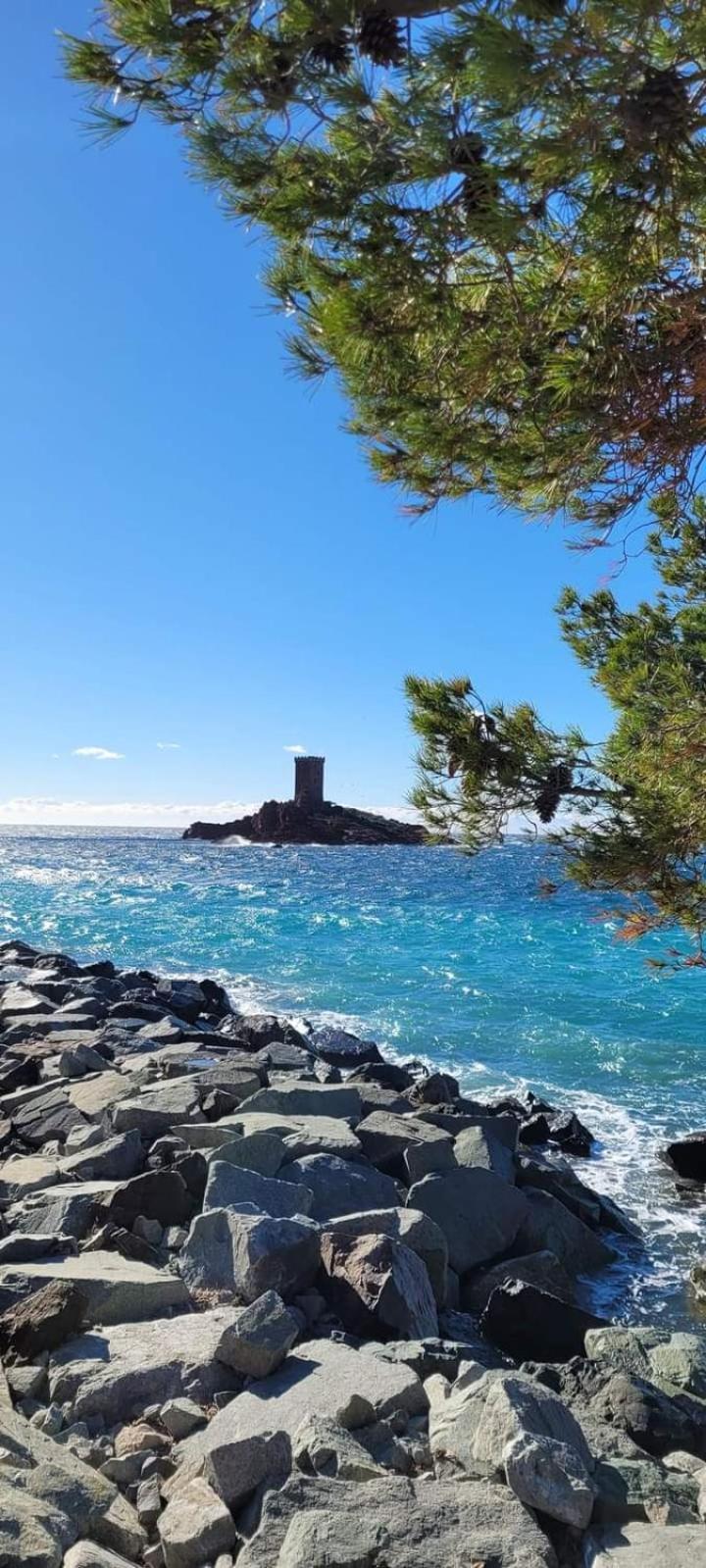 Magic Mer Saint-Raphael (Var) Exterior foto